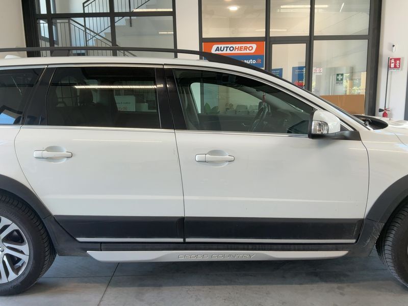 Volvo XC70 2.4 D4 Summum AWD 2016 – снимка 10