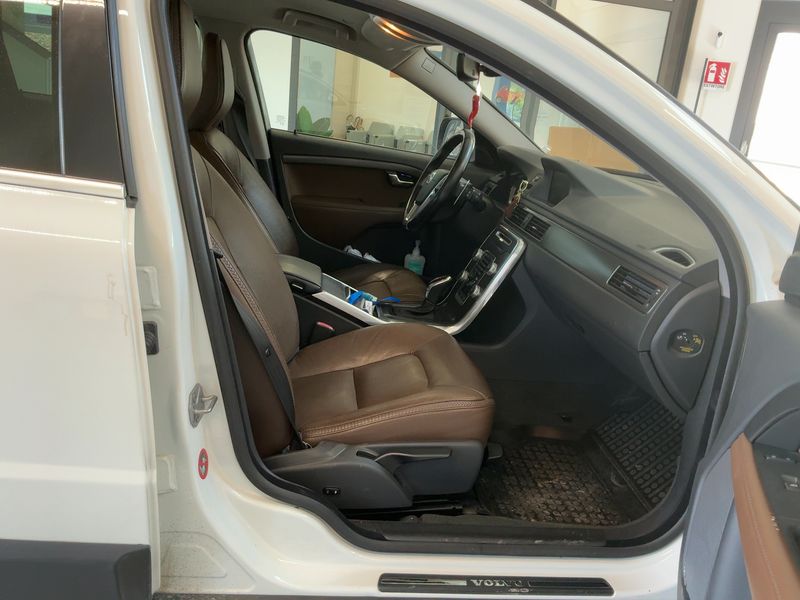 Volvo XC70 2.4 D4 Summum AWD 2016 – снимка 16