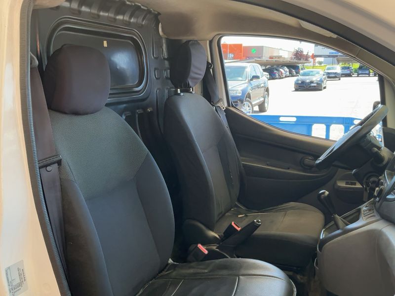 Nissan NV200 Evalia 1.5 dCi NV200 Furgón Basic 2018 – снимка 16