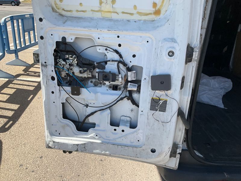 Nissan NV200 Evalia 1.5 dCi NV200 Furgón Basic 2018 – снимка 35