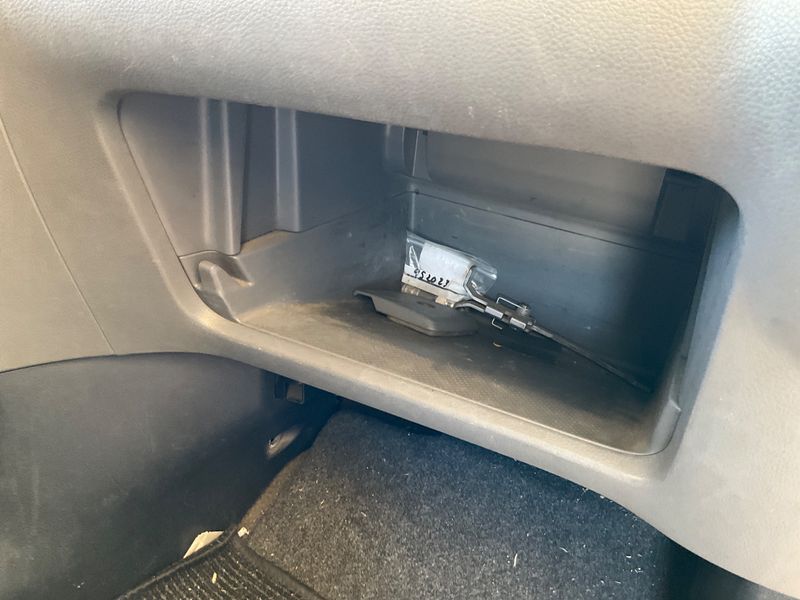 Nissan NV200 Evalia 1.5 dCi NV200 Furgón Basic 2018 – снимка 32