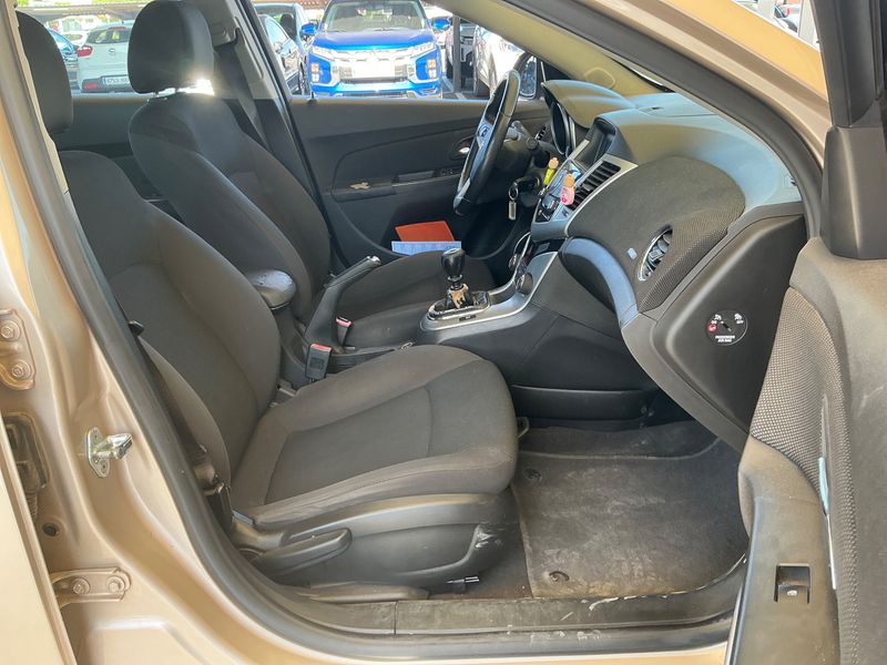 Chevrolet Cruze 1.6 LT+ 2012 – снимка 3