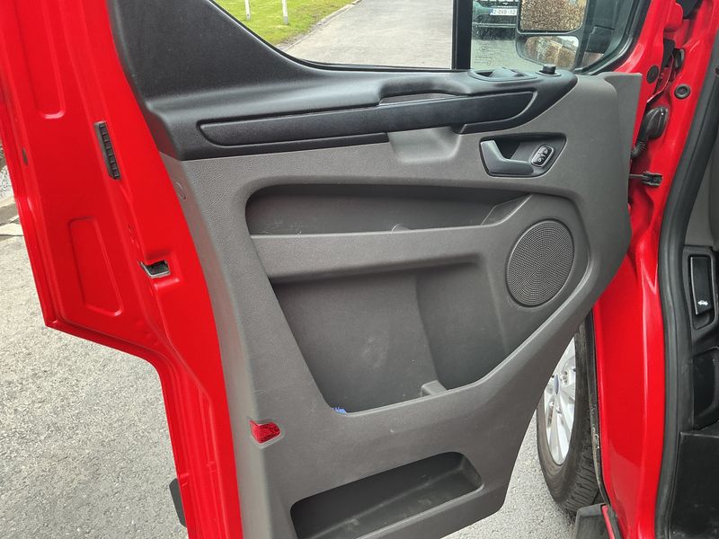 Ford Transit Custom 2.0 TDCi L2 Trend 2023 – снимка 27