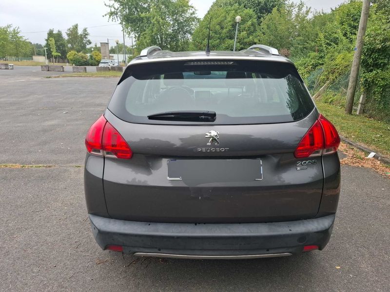 Peugeot 2008 1.2 PureTech Allure 2015 – снимка 4