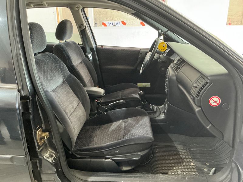 Opel Vectra 2.0 DTI Sport 1998 – снимка 3