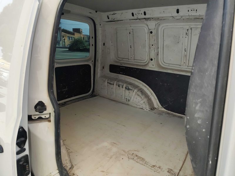 Volkswagen Caddy 2.0 TDI Kasten Trendline BlueMotion 2016 – снимка 13