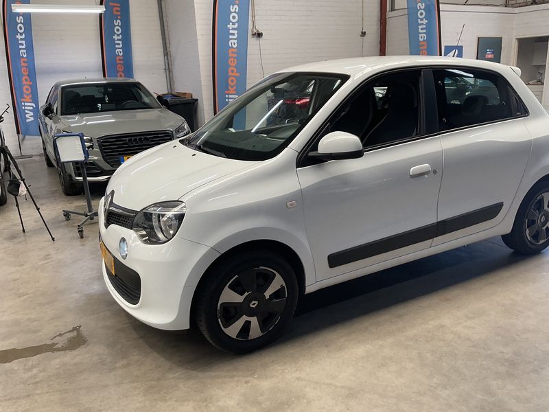 Renault Twingo 1.0 SCe Expression 2015 – снимка 2
