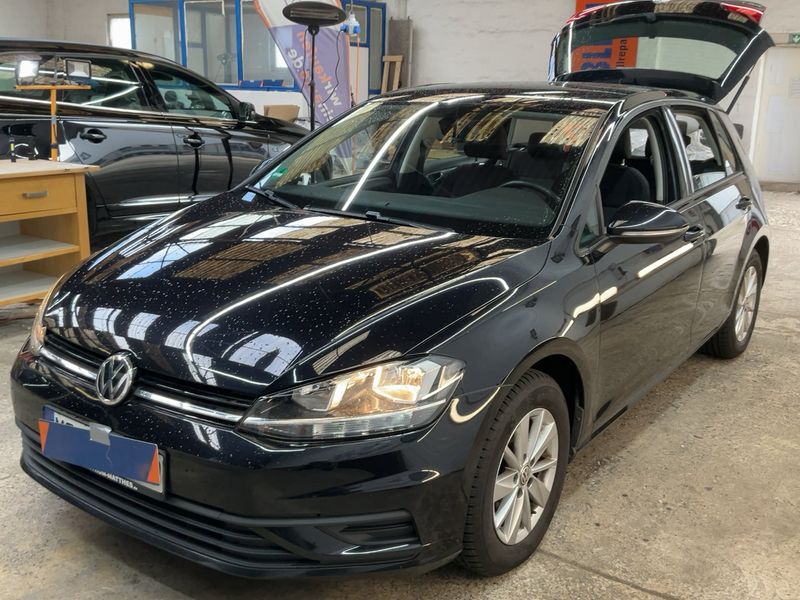 Volkswagen Golf VII 1.0 TSI Trendline BlueMotion Tech 2018 – снимка 1