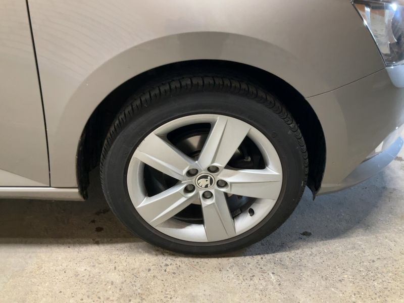 Skoda Fabia 1.0 TSI Cool Plus 2017 – снимка 11