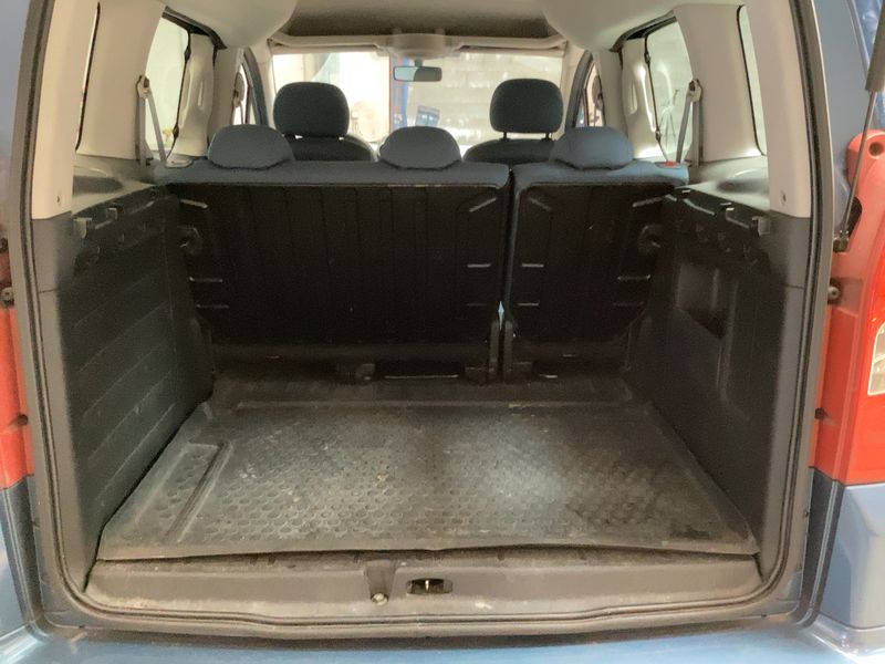 Citroen Berlingo 1.6 HDi Multispace 2010 – снимка 15