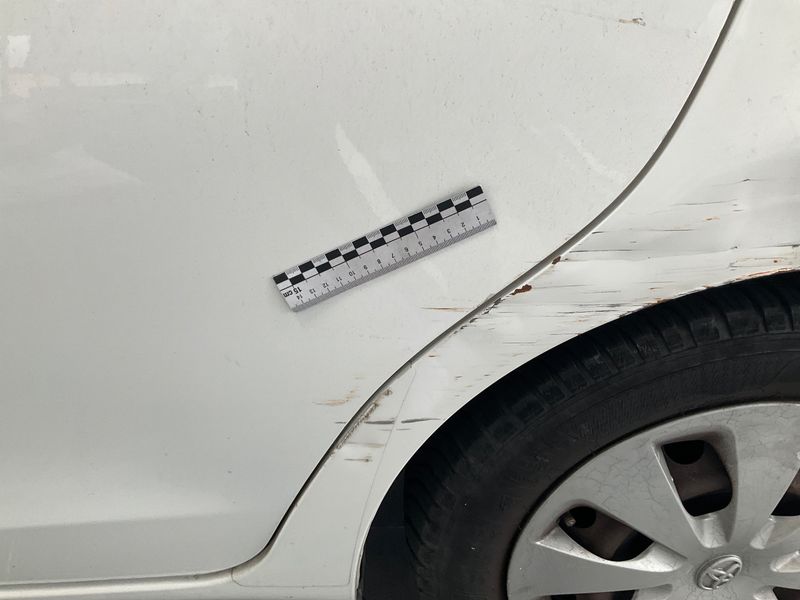Toyota Yaris 1.5 Hybrid Lounge 2013 – снимка 24