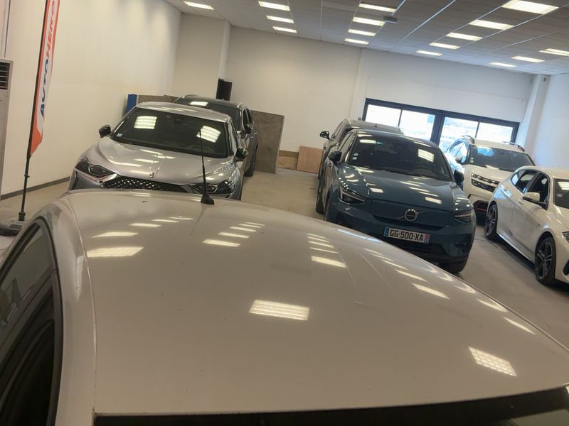 Peugeot 208 1.5 Blue-HDi Premium 2022 – снимка 13