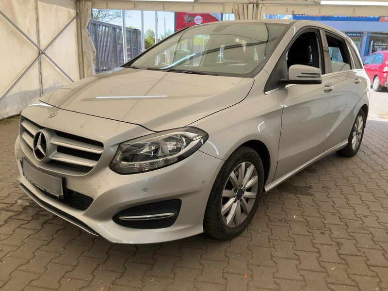 Mercedes-Benz B-Klasse B 180 Style 2017 – снимка 1