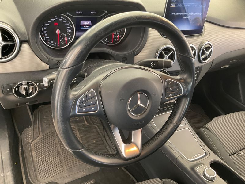 Mercedes-Benz B-Klasse B 180 Style 2017 – снимка 46