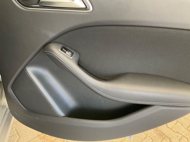 Mercedes-Benz B-Klasse B 180 Style 2017 – снимка 36