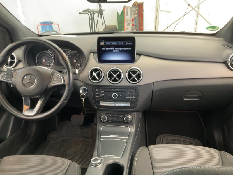 Mercedes-Benz B-Klasse B 180 Style 2017 – снимка 18