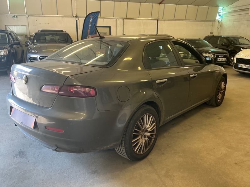 Alfa Romeo Alfa 159 2.0 JTDM Turismo 2011 – снимка 2