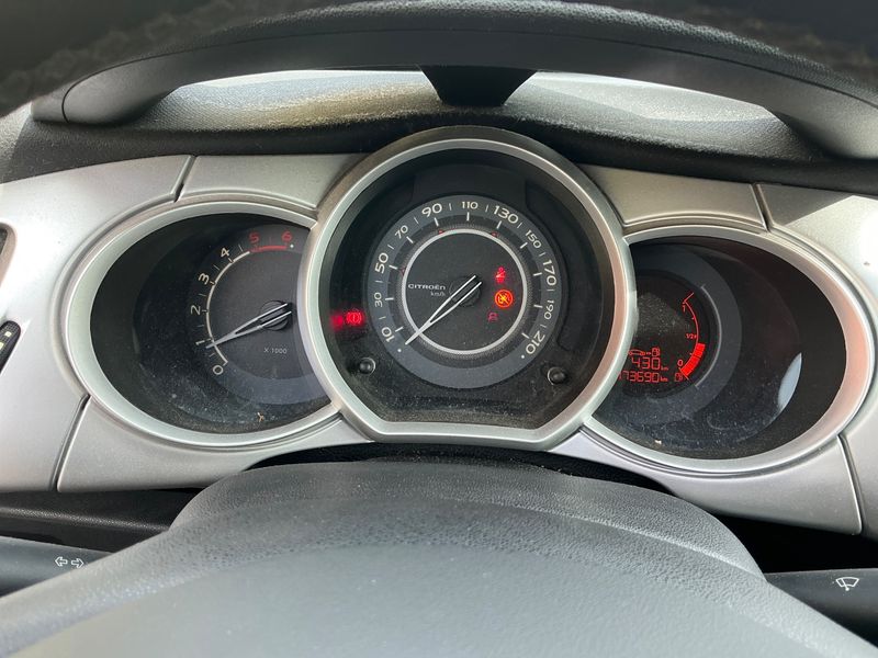 Citroen C3 1.4 HDi Confort 2012 – снимка 4