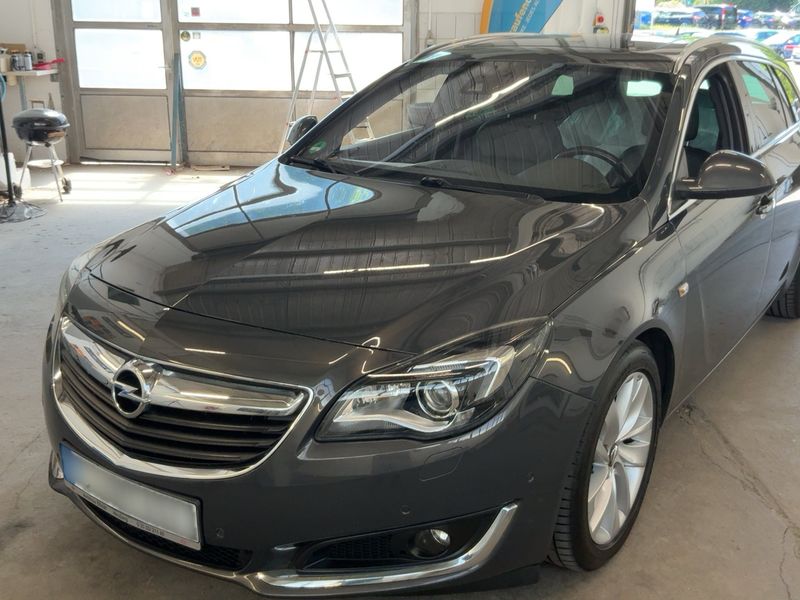 Opel Insignia Sports Tourer 2.0 CDTI Innovation 2015 – снимка 1