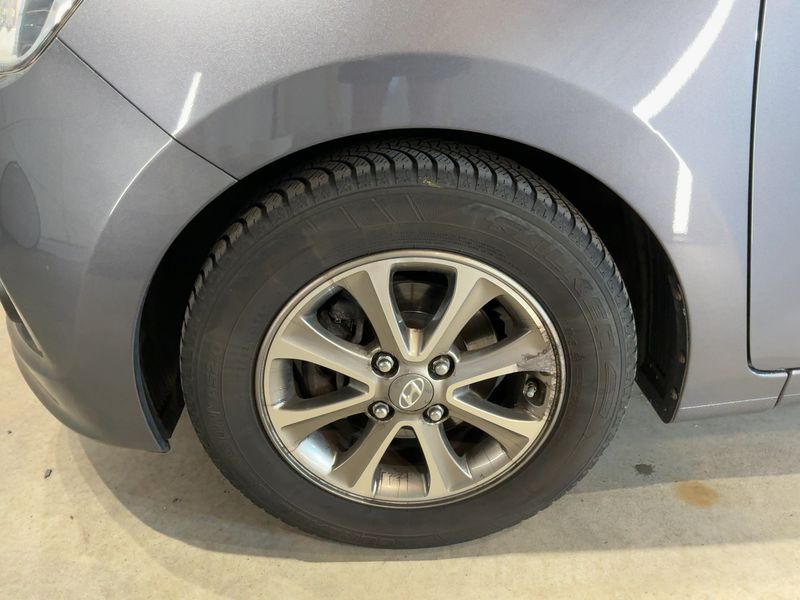 Hyundai i10 1.0 Intro Edition 2014 – снимка 3