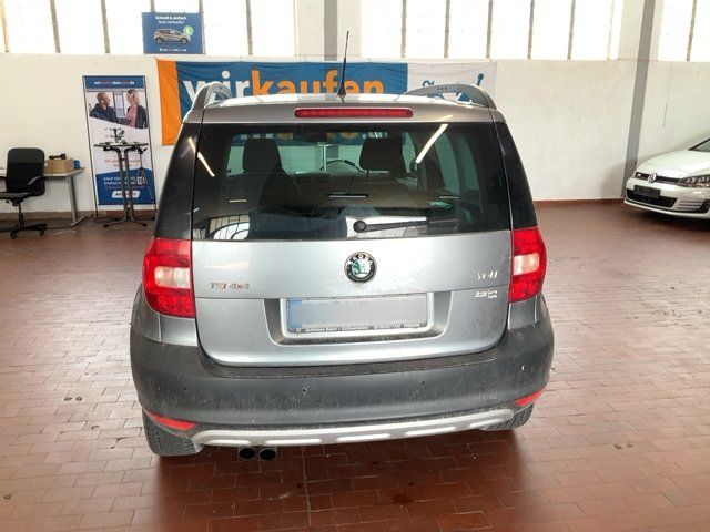Skoda Yeti 1.8 TSI Ambition Plus Edition 4x4 2011 – снимка 7