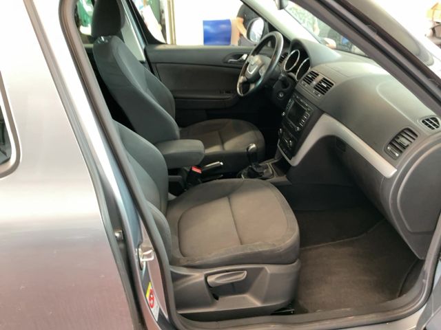 Skoda Yeti 1.8 TSI Ambition Plus Edition 4x4 2011 – снимка 17