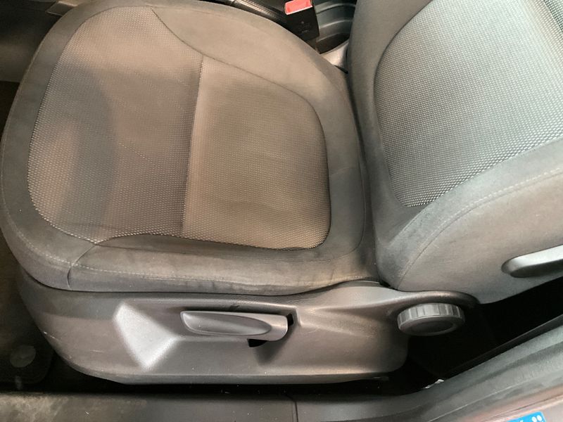Skoda Yeti 1.8 TSI Ambition Plus Edition 4x4 2011 – снимка 33