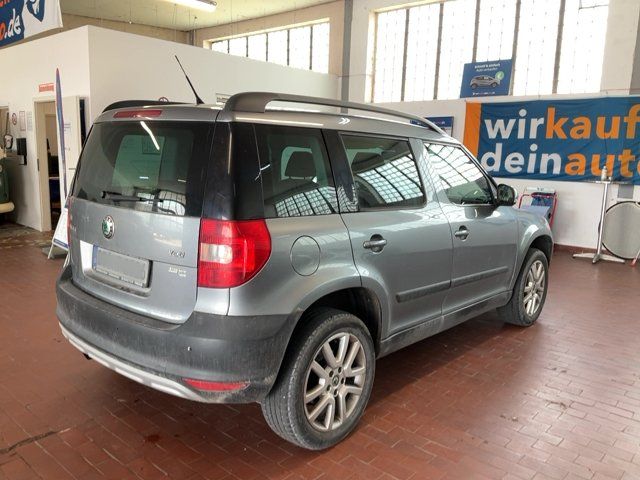 Skoda Yeti 1.8 TSI Ambition Plus Edition 4x4 2011 – снимка 8