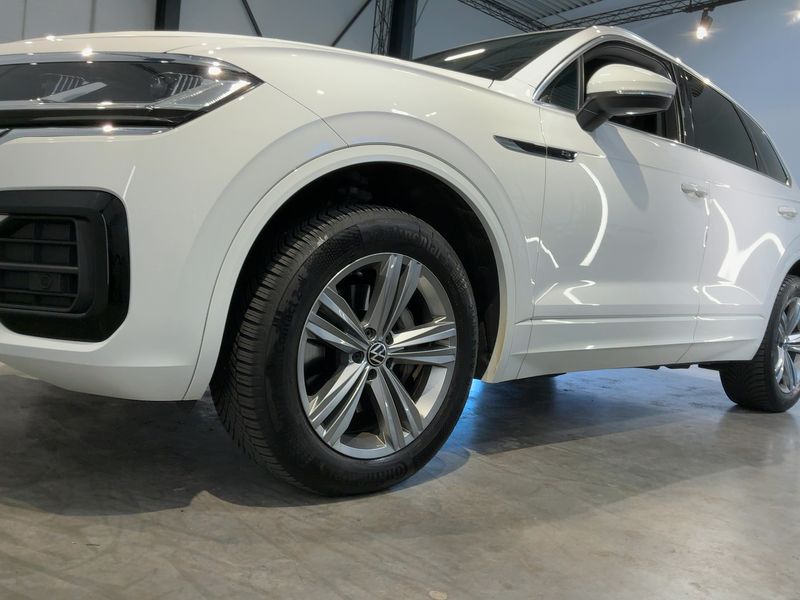 Volkswagen Touareg 3.0 V6 TDI R-Line 4Motion 2021 – снимка 2