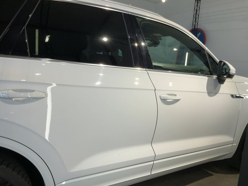 Volkswagen Touareg 3.0 V6 TDI R-Line 4Motion 2021 – снимка 10
