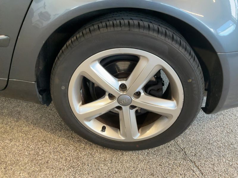 Audi A4 2.0 TFSI 2007 – снимка 5