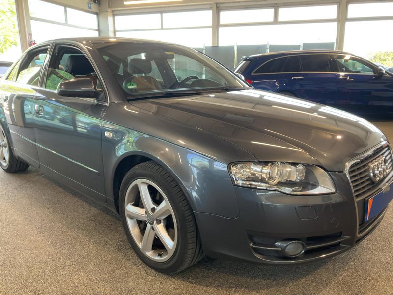 Audi A4 2.0 TFSI 2007 – снимка 12