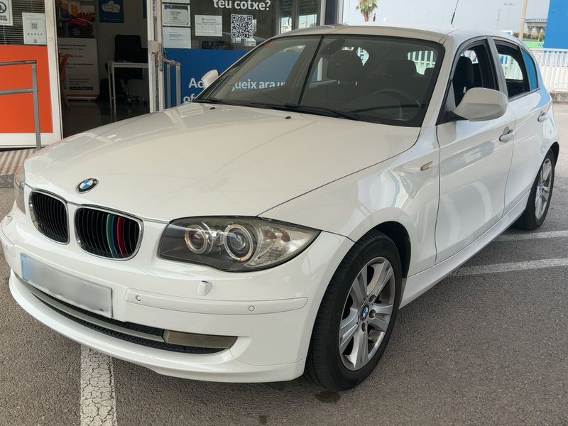 BMW 1er 118d 2010 – снимка 1
