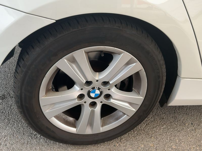 BMW 1er 118d 2010 – снимка 9