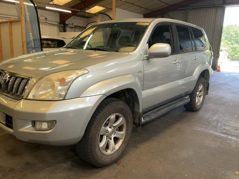Toyota Land Cruiser 3.0 D-4D VX 2007 – снимка 2
