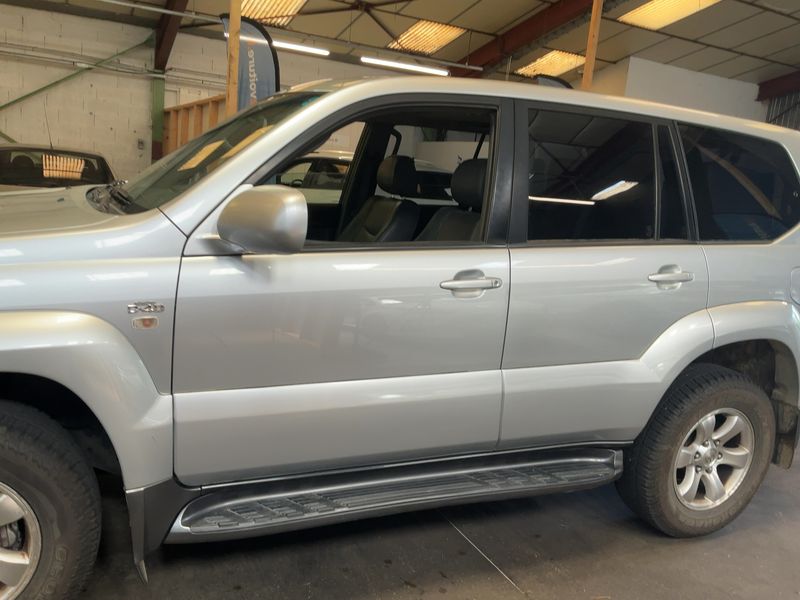 Toyota Land Cruiser 3.0 D-4D VX 2007 – снимка 4