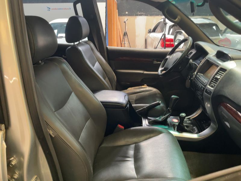 Toyota Land Cruiser 3.0 D-4D VX 2007 – снимка 16