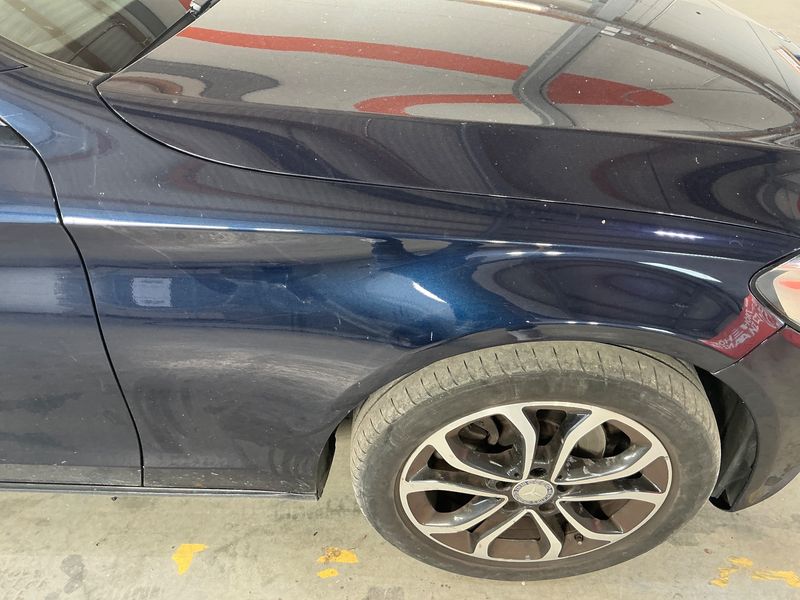 Mercedes-Benz C-Klasse C 180 d T BlueTEC Avantgarde 2015 – снимка 24
