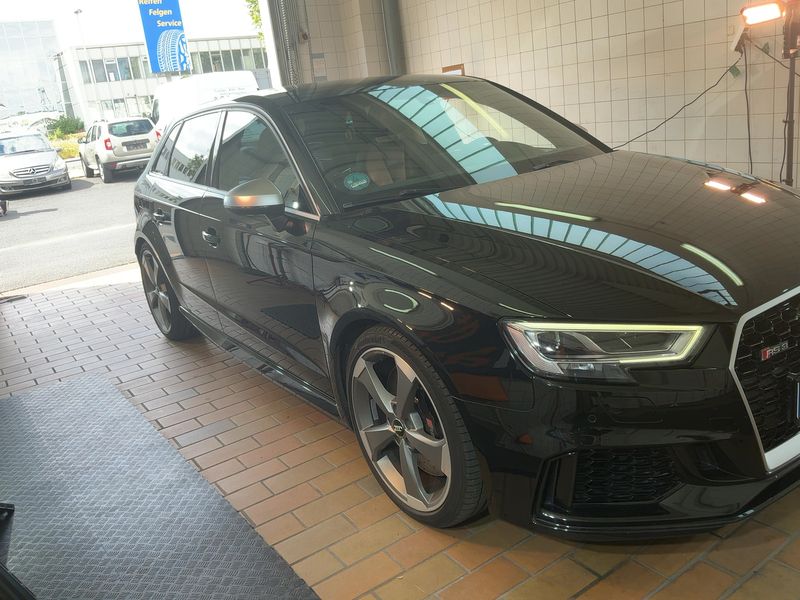 Audi RS 3 Sportback 2.5 TFSI quattro 2019 – снимка 12