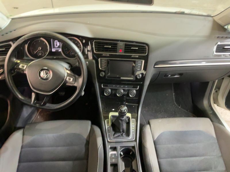 Volkswagen Golf VII 1.6 TDI Highline BlueMotion Tech 2014 – снимка 17