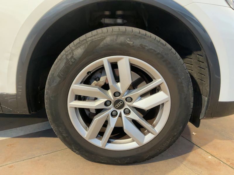 Audi Q5 40 TDI Mild-Hybrid quattro advanced 2022 – снимка 11