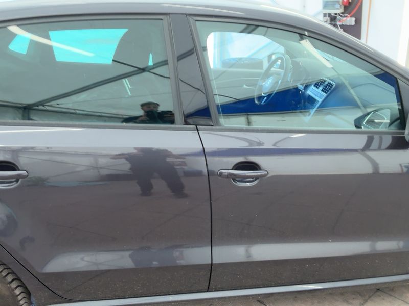 Volkswagen Polo 1.4 TDI Lounge BlueMotion Tech 2015 – снимка 10