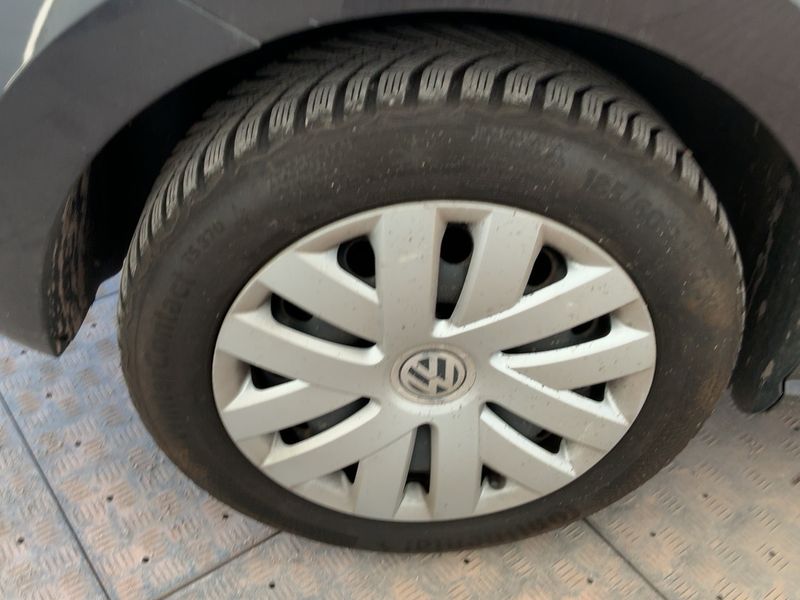 Volkswagen Polo 1.4 TDI Lounge BlueMotion Tech 2015 – снимка 9