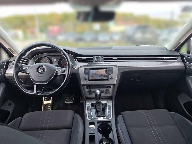 Volkswagen Passat Alltrack 2.0 TDI 4Motion BlueMotion Tech 2016 – снимка 11
