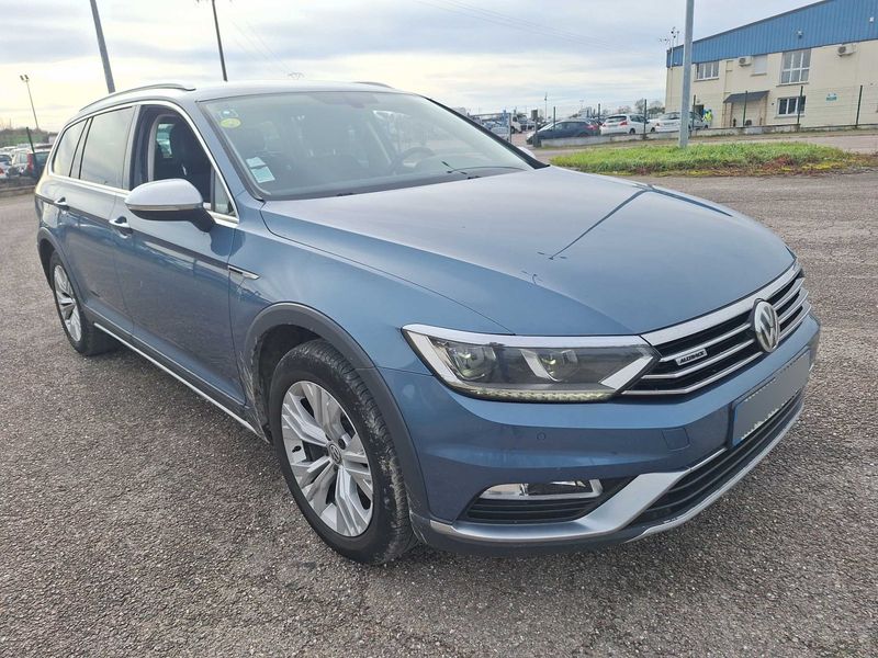 Volkswagen Passat Alltrack 2.0 TDI 4Motion BlueMotion Tech 2016 – снимка 6