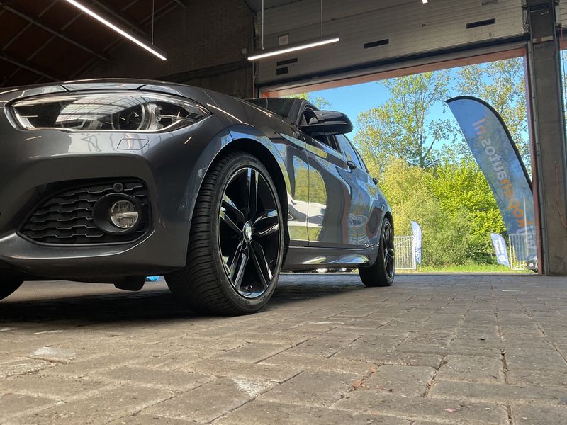 BMW 1er 118i M Sport 2017 – снимка 2