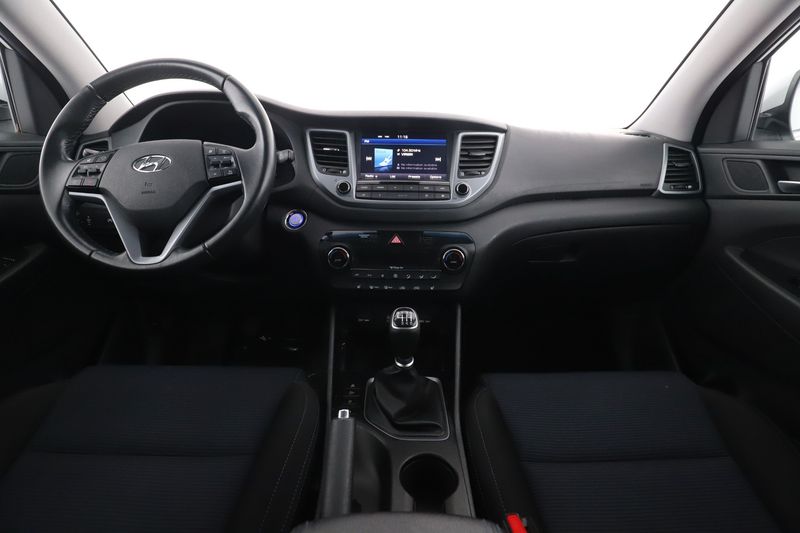 Hyundai Tucson 1.7 CRDi Xpossible ISG 2WD 2017 – снимка 17