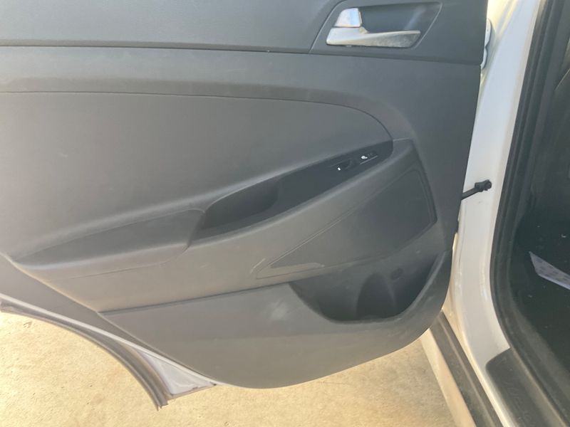 Hyundai Tucson 1.7 CRDi Xpossible ISG 2WD 2017 – снимка 41