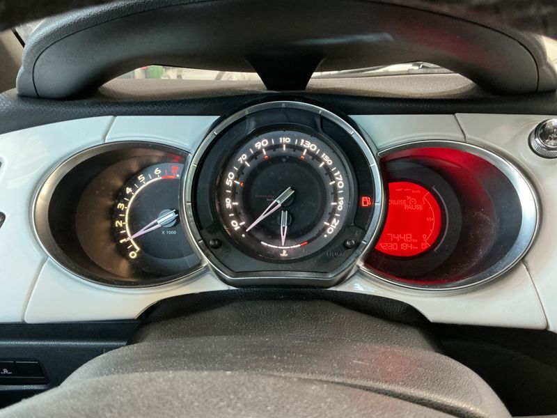 Citroen DS3 1.6 VTi 2011 – снимка 4