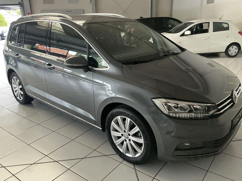 Volkswagen Touran 2.0 TDI Comfortline BlueMotion Tech 2019 – снимка 12